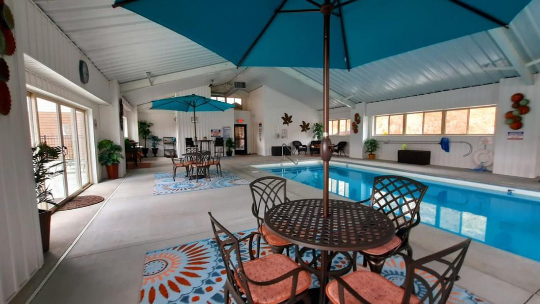 Stonebrook Lodge บรายซันซิตี ภายนอก รูปภาพ